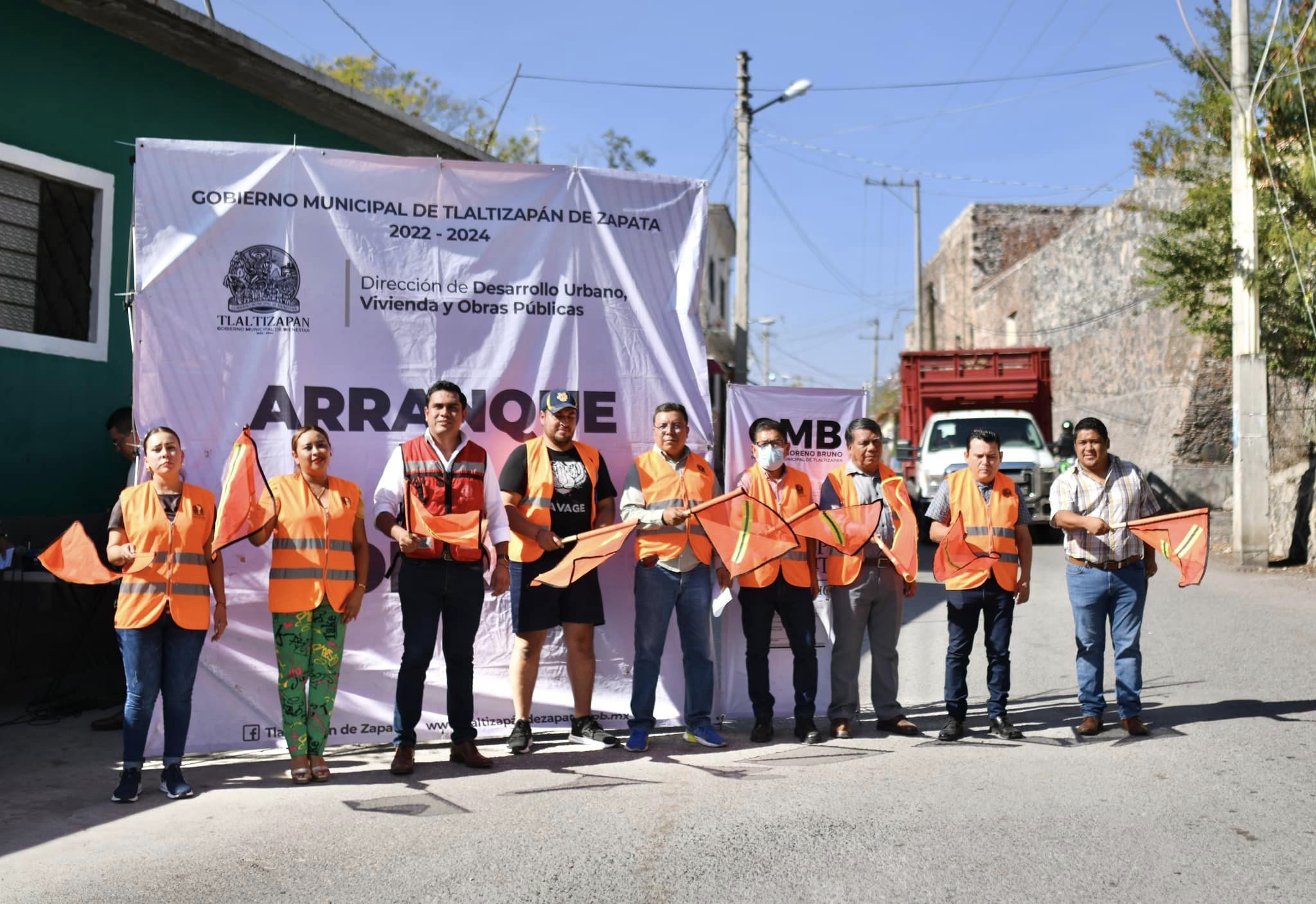 GABRIEL MORENO BRUNO ARRANCA OBRA DE INFRAESTRUCTURA VIAL EN LA LOCALIDAD DE SANTA ROSA TREINTA DE TLALTIZAPÁN